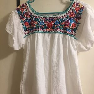 Blusa mexicana bordada/ Mexican Embroided Blouse